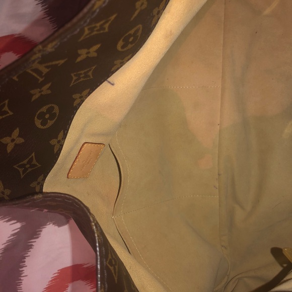 Authentic Louis Vuitton Bag w/ dust bag - Picture 7 of 8